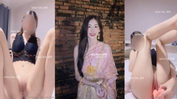 เสียวควยมาก หีชมพู ตั้งกล้องแหกหียัดดิสโด้ช่วยตัวเองหุ่นดีน่ารักต้องลองควยจริงสักวัน - หนังโป๊เย็ด.COM